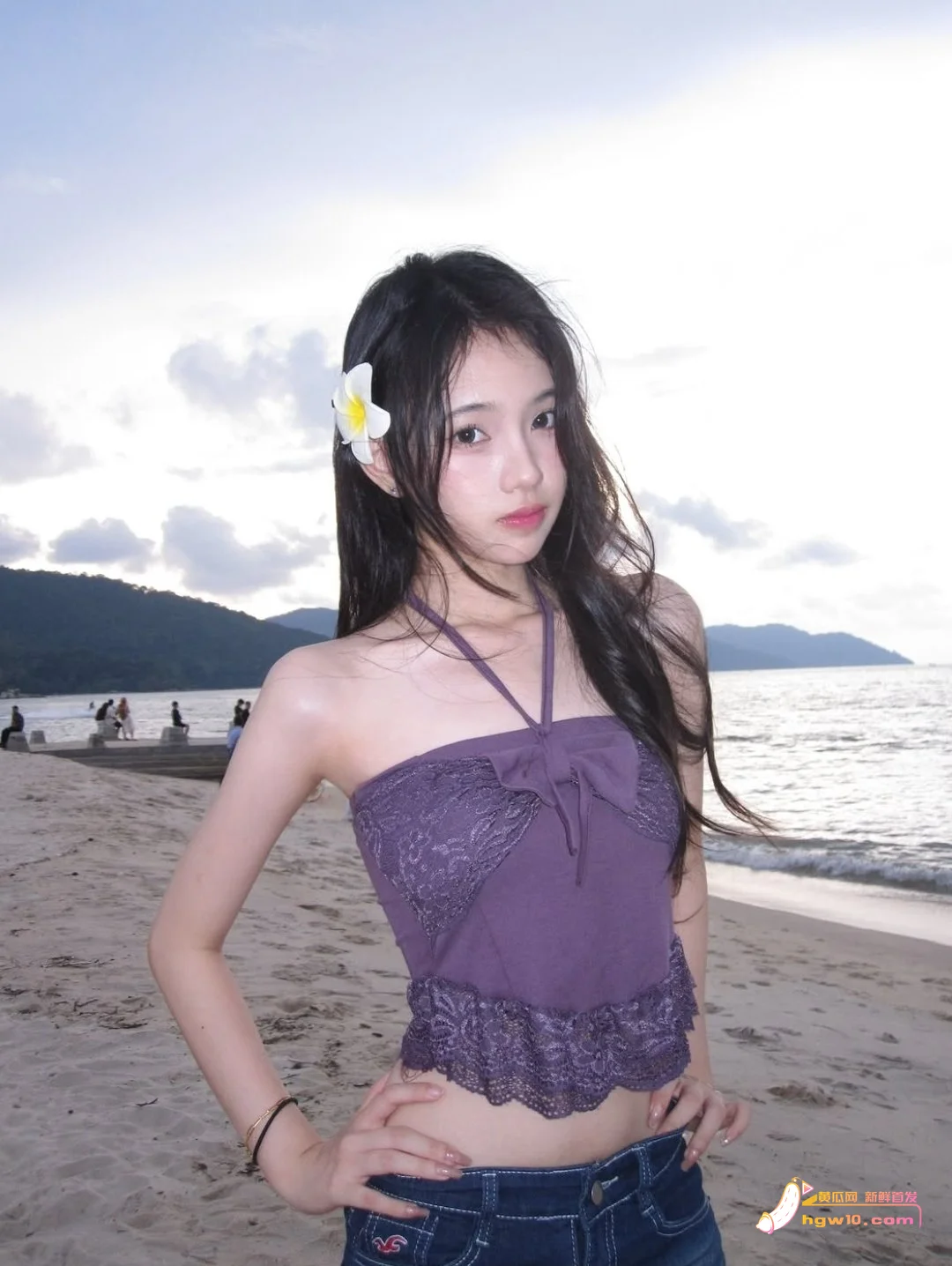 小网红子萱酒店私密视频曝光，昔日高颜值形象与露脸画面形成强烈反差