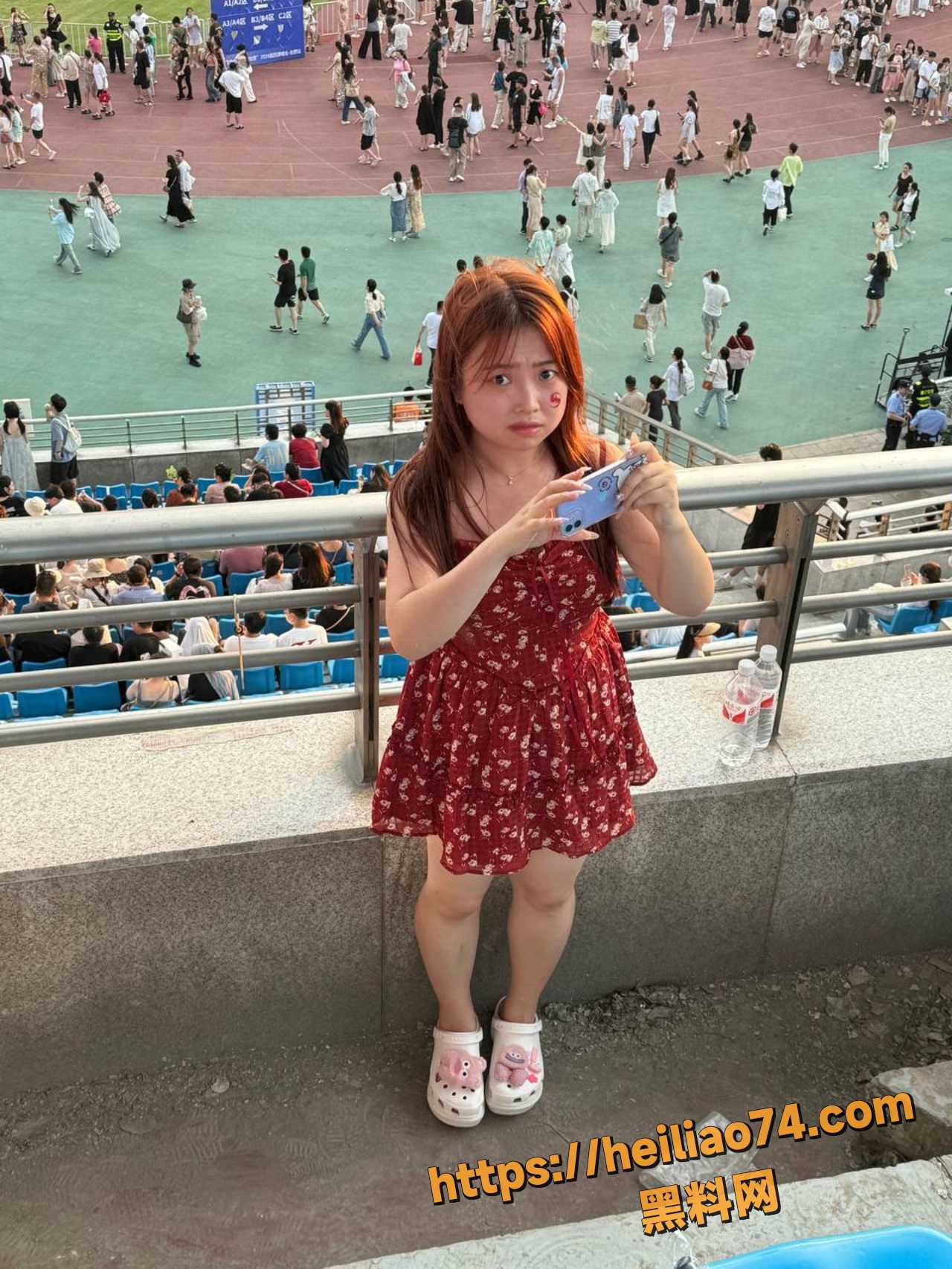 惜惜补习班 她瞬间花容失色 如何能预料有人正在抽插她的身子？ 配图