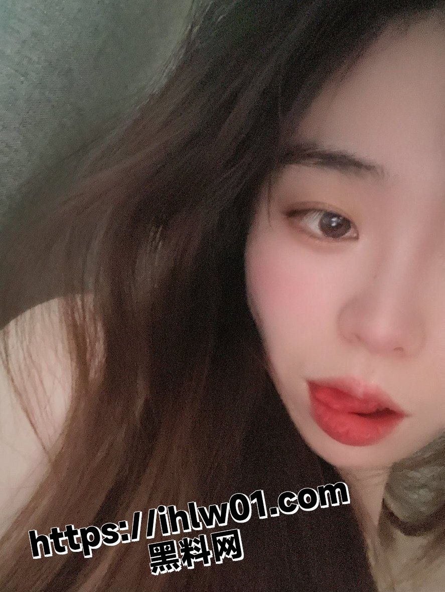 网约到了妹子 长期饥渴难耐 见面就要去酒店 骚货连装都不装了!