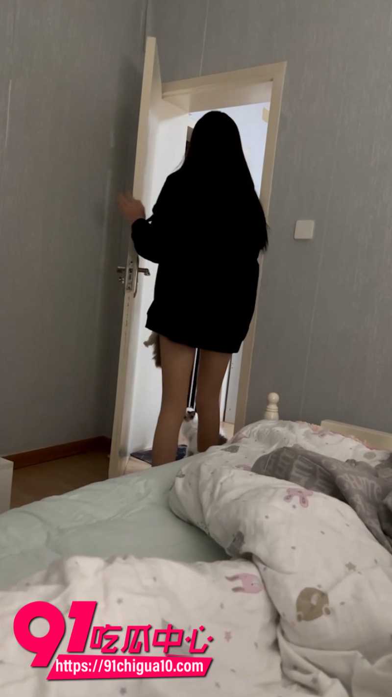 绿帽男跟女友居家自拍福利曝光6