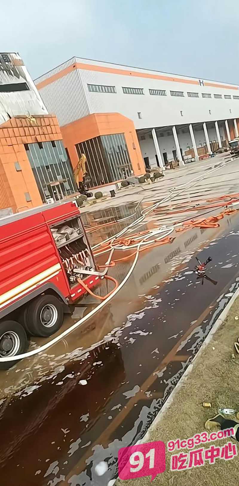 无锡京东宇培物流仓库起火 物流延误 双11十几亿货物被烧毁 你的快递到哪儿了