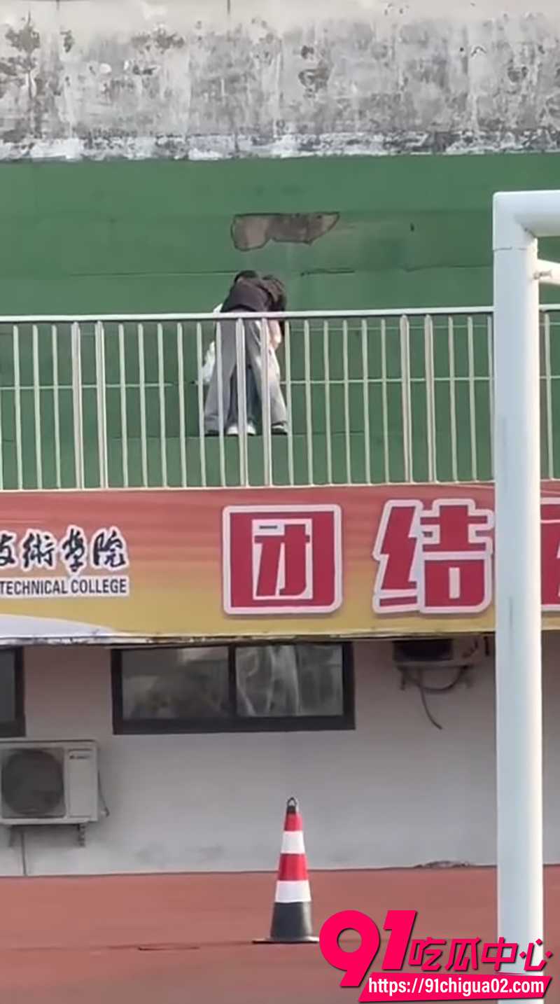 15信阳职业技术学院 3