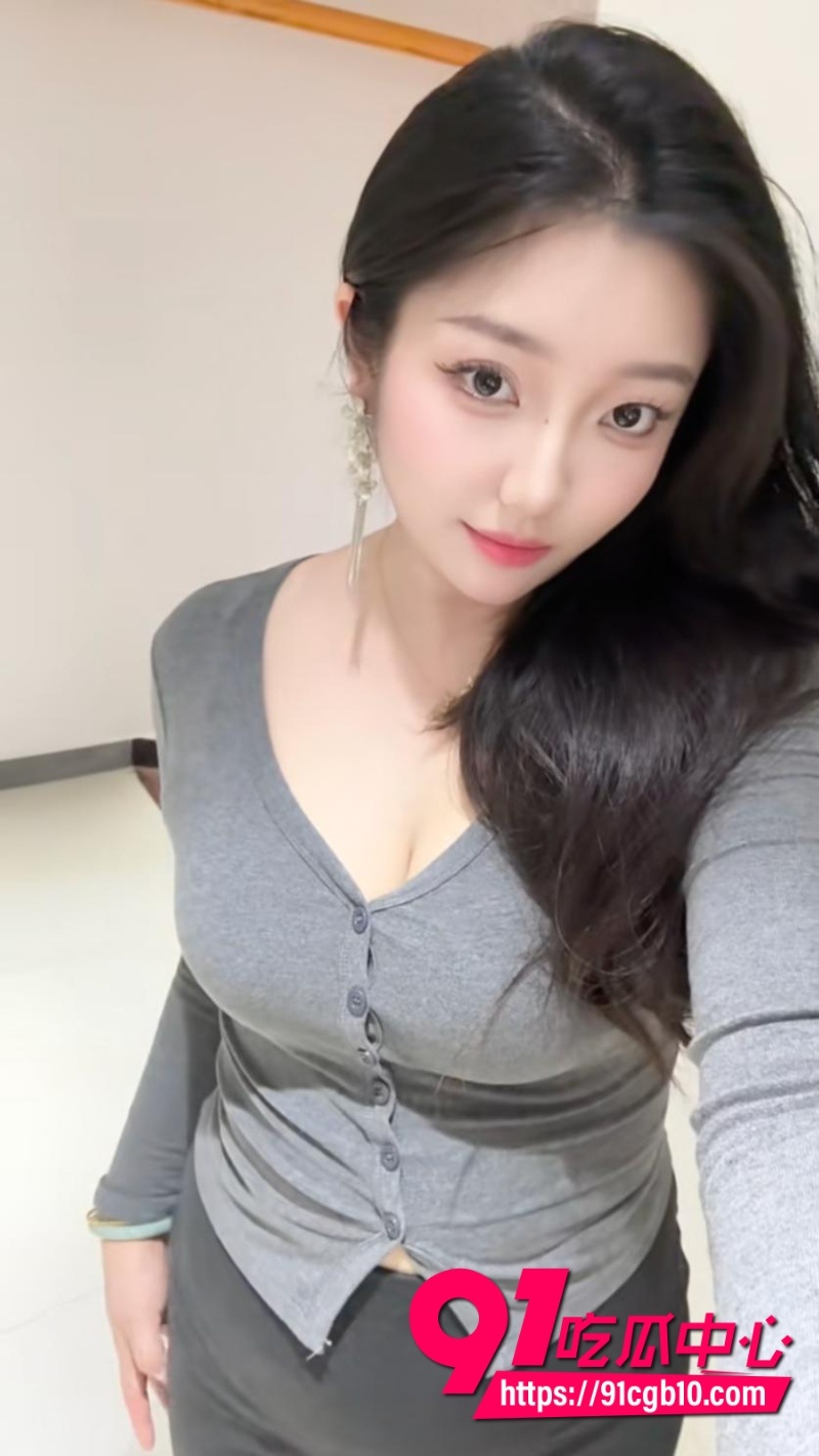 抖音70万粉丝御姐 香菜圆子5