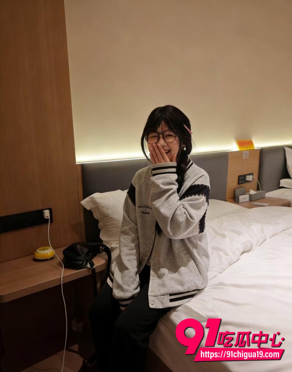 福建王海婷酒店约炮视频2 福建王海婷酒店约炮视频2