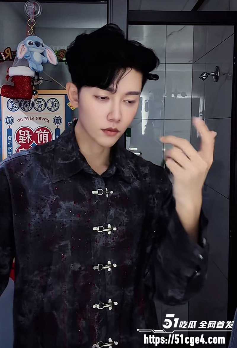 短剧男神成乔斯被曝沦为带资女主禁脔4拷贝