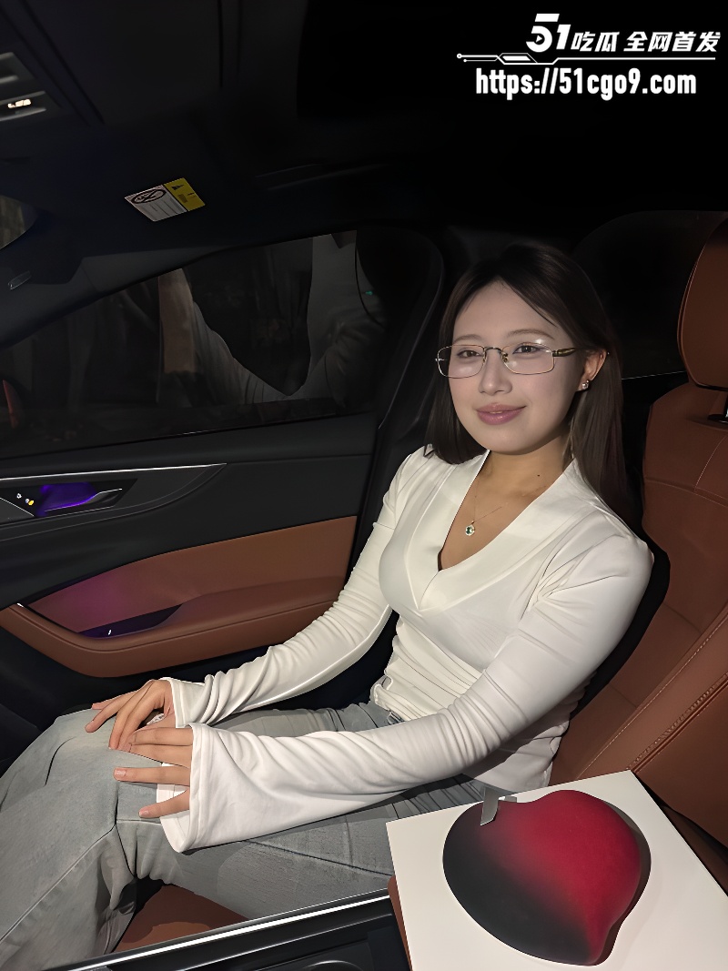 潍坊反差母狗 孟子谦 不雅视频第二弹 4