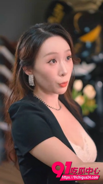 擦边短剧 诱爱成瘾2 擦边短剧 诱爱成瘾2