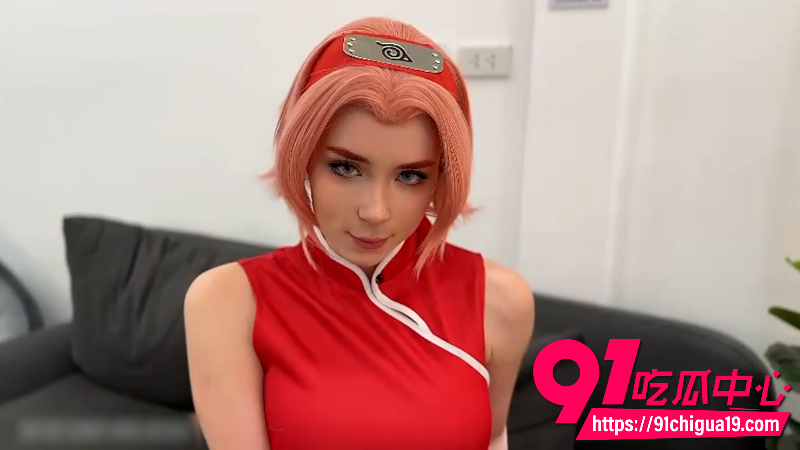 欧美女网黄SweetieFox身穿小樱COS服跟炮友激战1