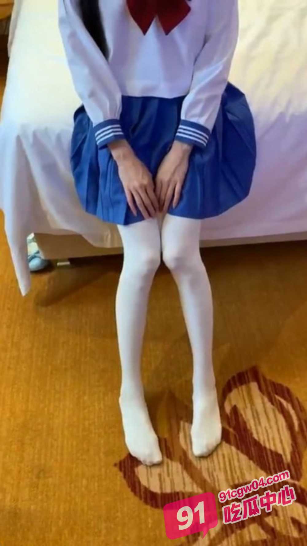 粉嫩甜美系jk学生妹黄珊珊昼夜两级反差骚气惊人 忘情含屌啪啪视频流泄 配图4