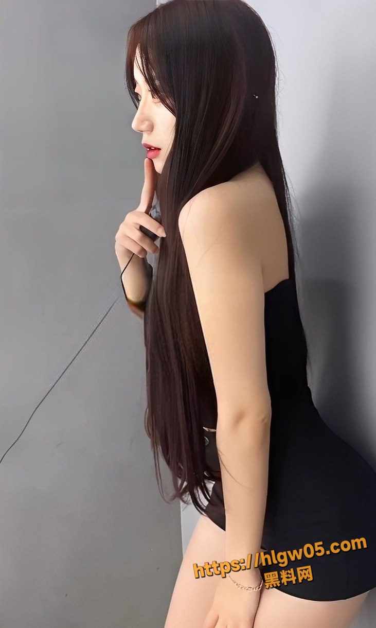 韩国露脸反差婊母狗土豪高价定制 高颜美女脸穴同框自慰喷水阿黑颜！