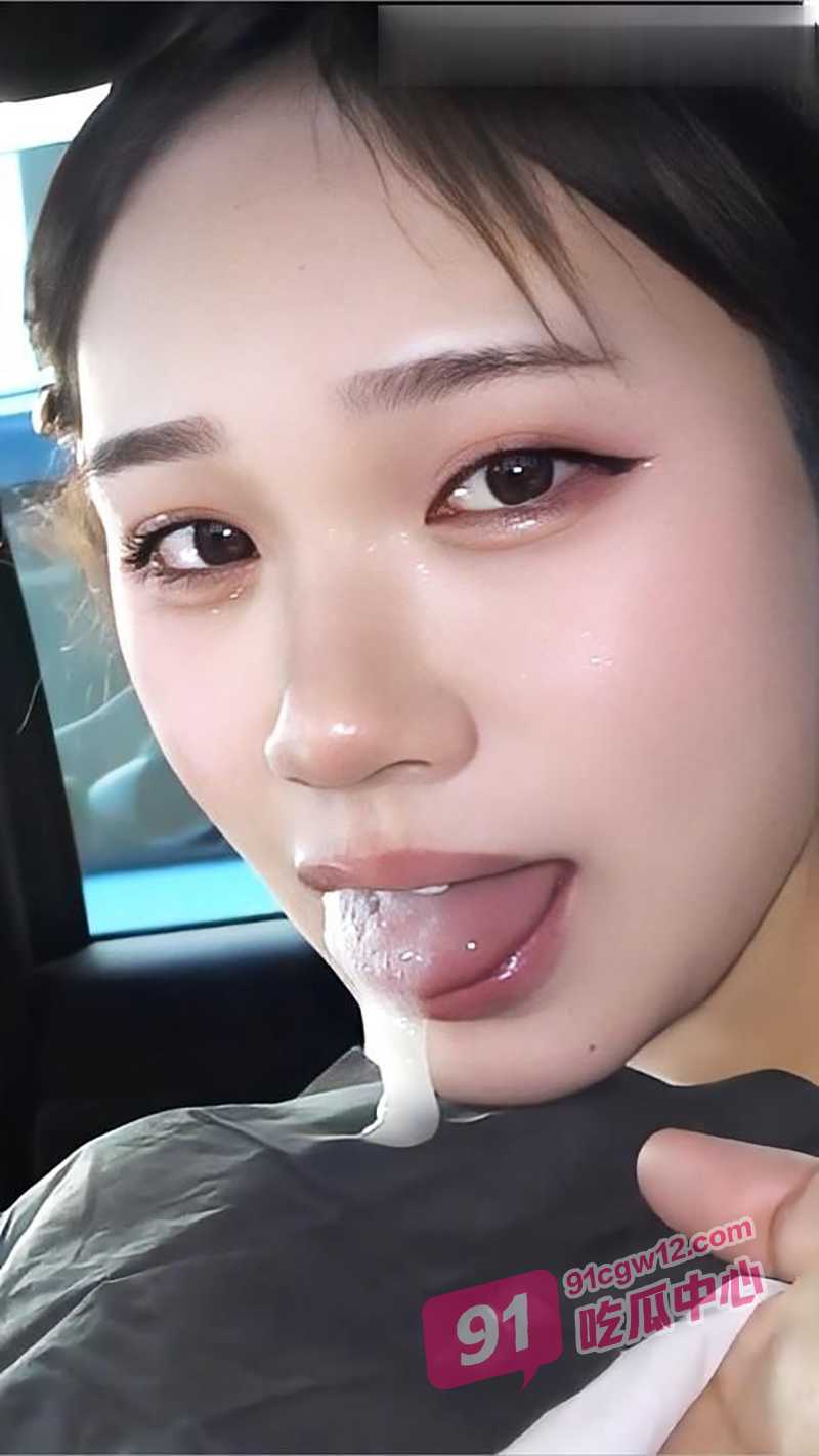 河南模特老师陈美蕊 为金钱堕落成反差母狗 车上口交舔鸡卖力侍奉 散发着十足的淫荡气质！ 配图3