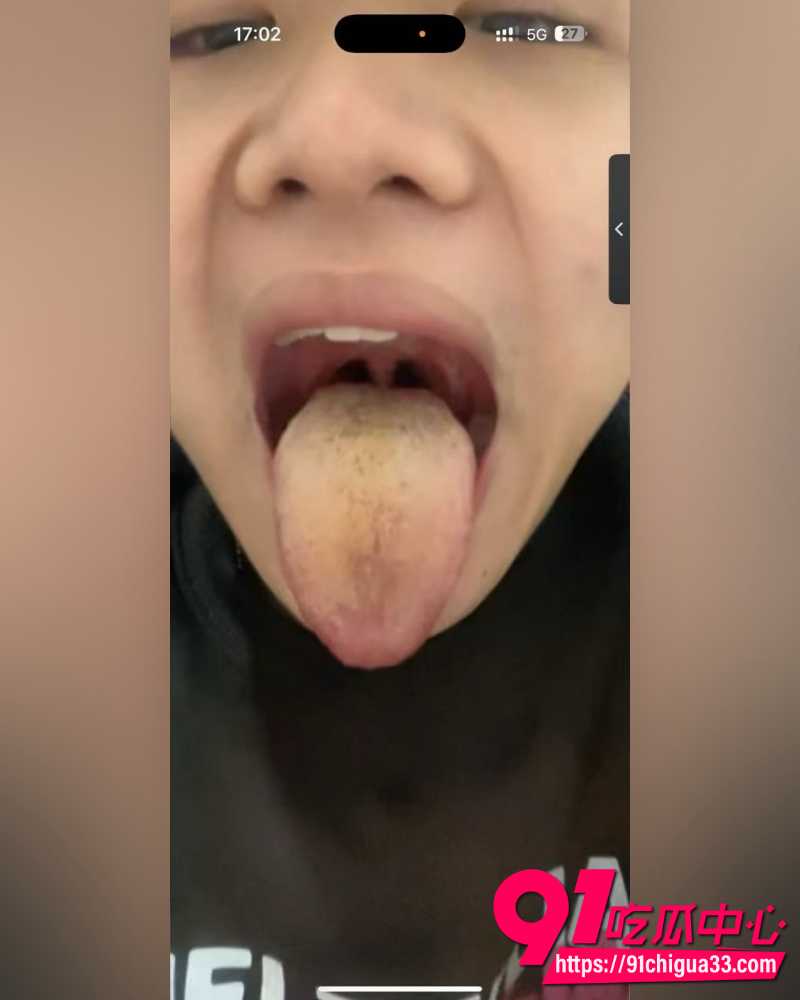 抖音网红英雄王李海伟人设崩塌 闺蜜实名曝其选妃骗炮吃软饭 甚至拍视频威胁！