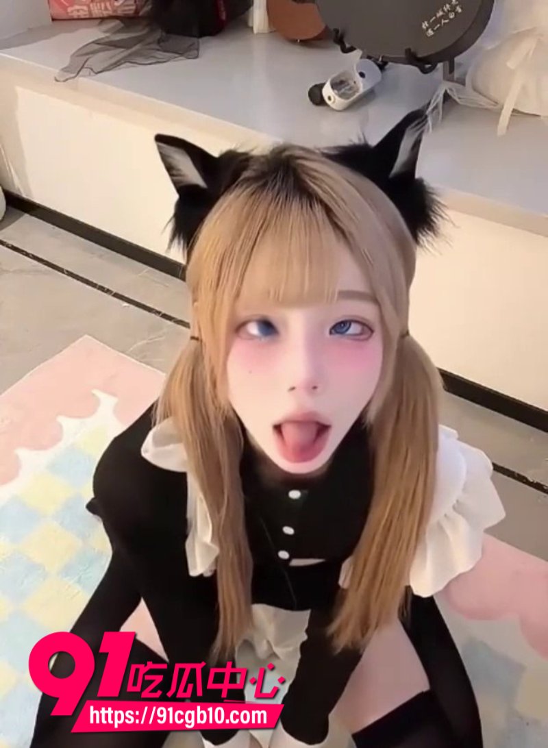 百万粉丝女网红阿黑颜魅魔蛇妈定制福利9
