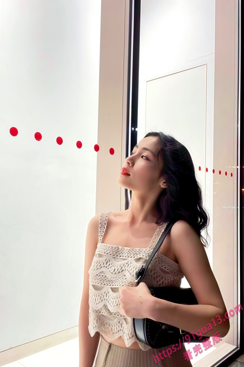 河南校园女神刘敏佳被爆 酒店与男友性爱视频遭全网围观 配图2