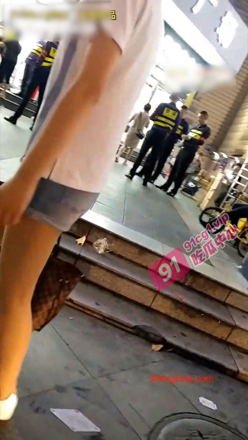 迷奸深圳美女被MJ后玩捆绑 全程有趣对白 从找饭店到KTV 再到路上找酒店 最后成功拿下1080p完整版