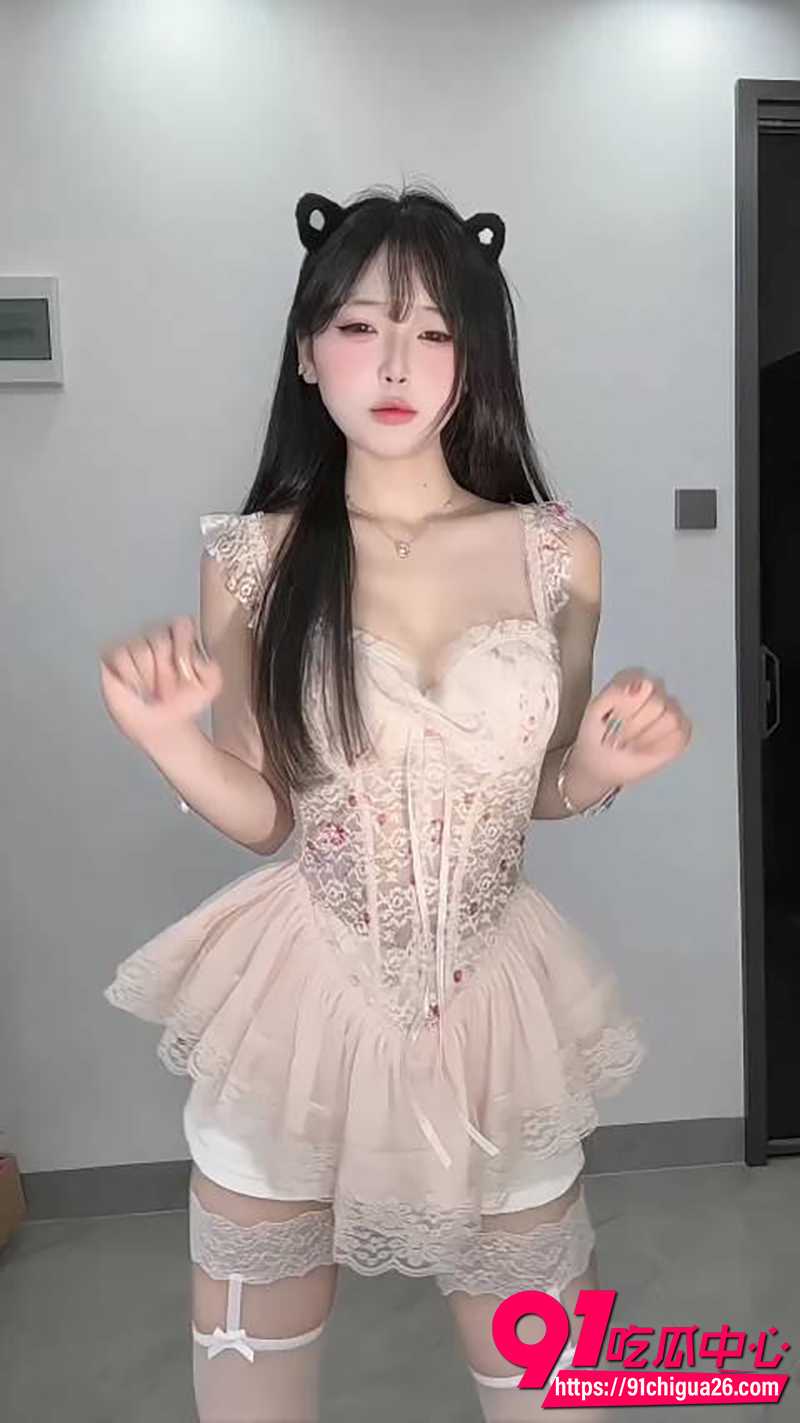 02uiii擦边热舞 1 02uiii擦边热舞 1