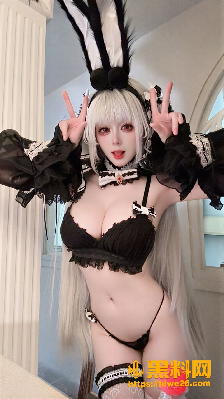 推特巨乳coser jiuyanmiss520/九言 大尺度写真道具自慰 直视镜头的表情爽翻了
