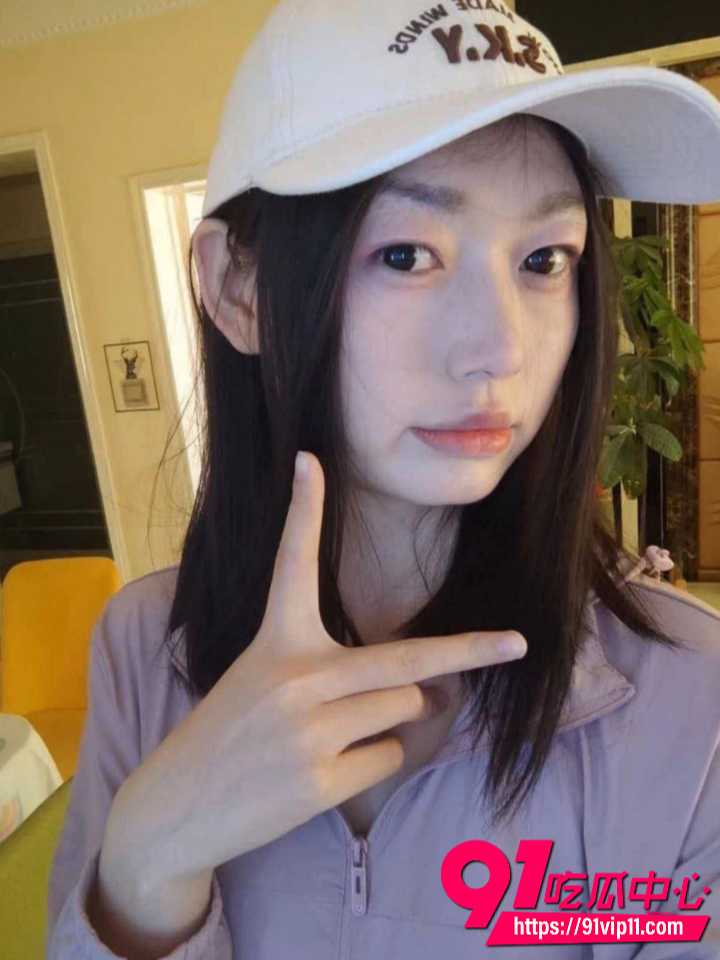 女大学生王梦娜私密资源流出2