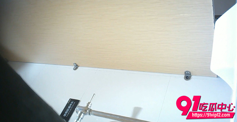 酒店餐厅女厕偷拍  2