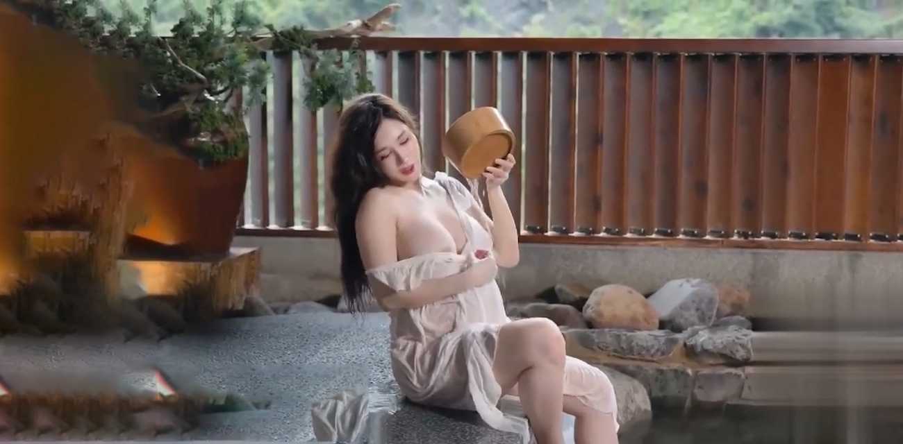 OnlyFans巨乳人妻辛尤里 孕期深山幽会摄影师 真空爆乳吃水果淫靡