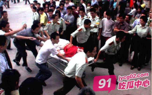 一炉烧饼一场阴谋 南京汤山投毒事件带走42条人命！ 配图3