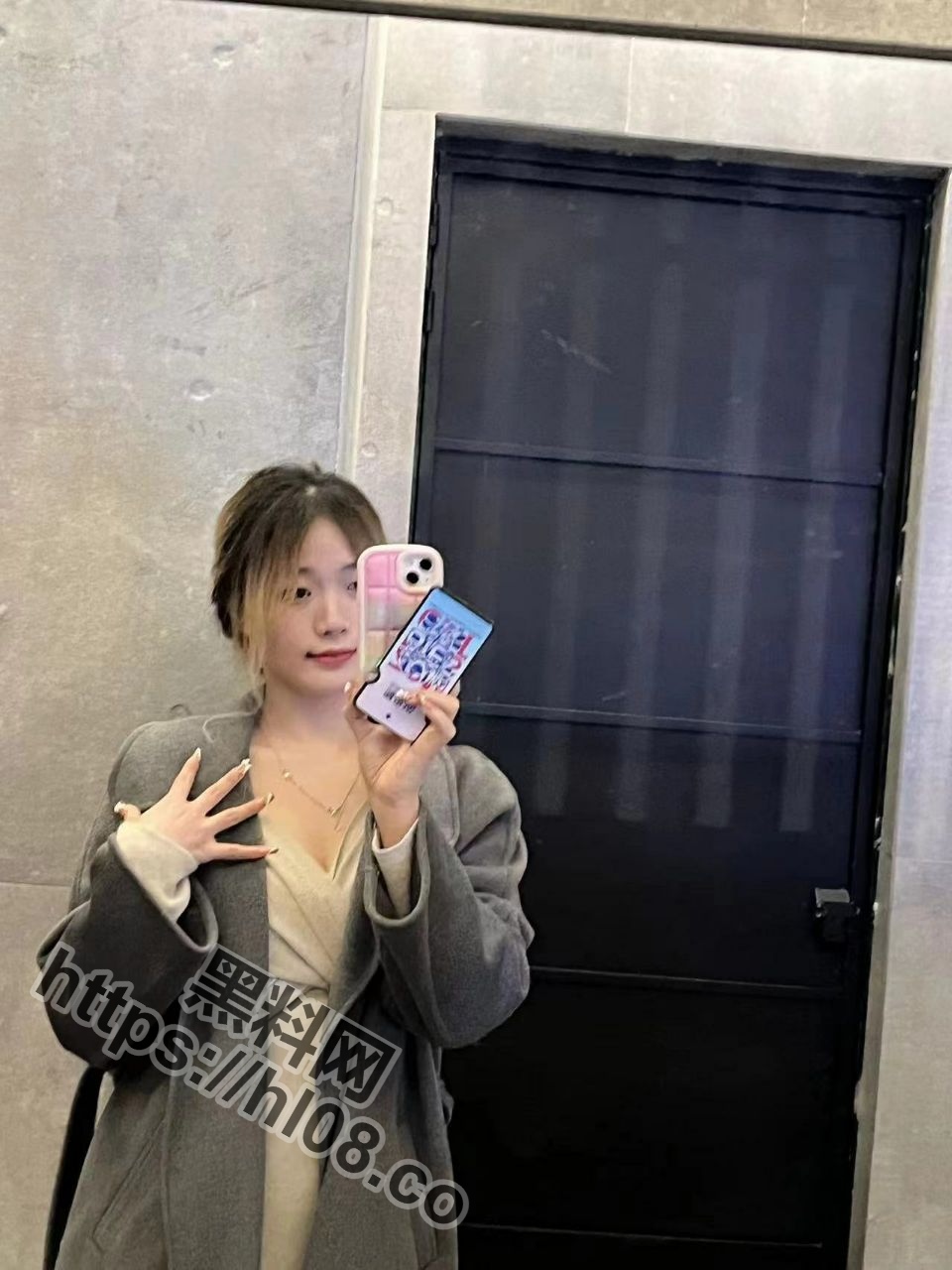 四川南充02年在校女大学生「李晟铭」私密视频流出，擦边情趣内衣搔首弄姿，反差婊一个