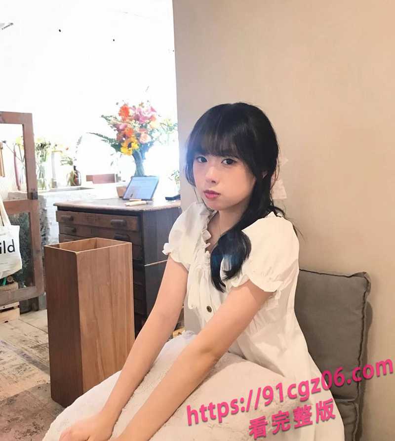 122 122