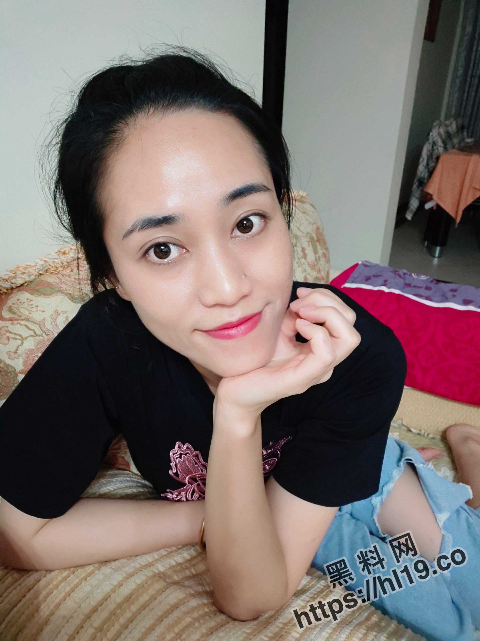 胡子哥约炮南方售楼小姐「赵一蕊」连续5次高潮小姐姐都快被插休克，男主才射精