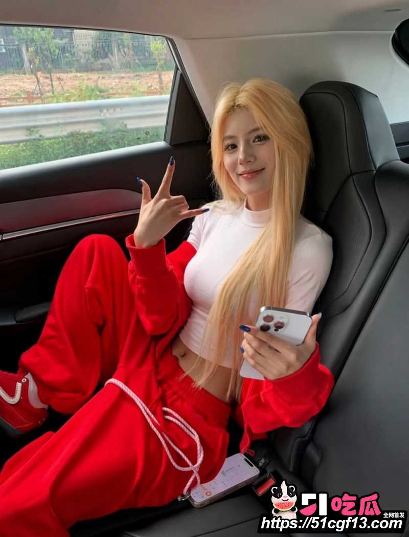 快手精神小妹木子姥姥早期打架视频05