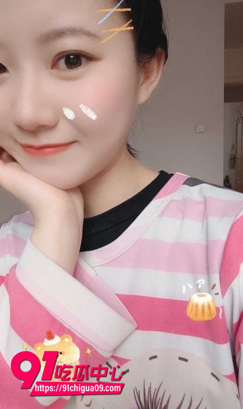 杭州师范大学女大学生王宇晨被男友背刺曝光性爱自拍11
