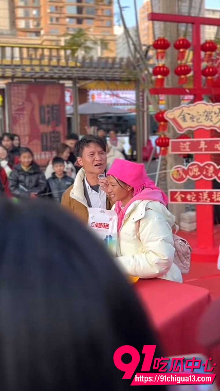 上拉如被妻子小英曝光出轨自己表妹8