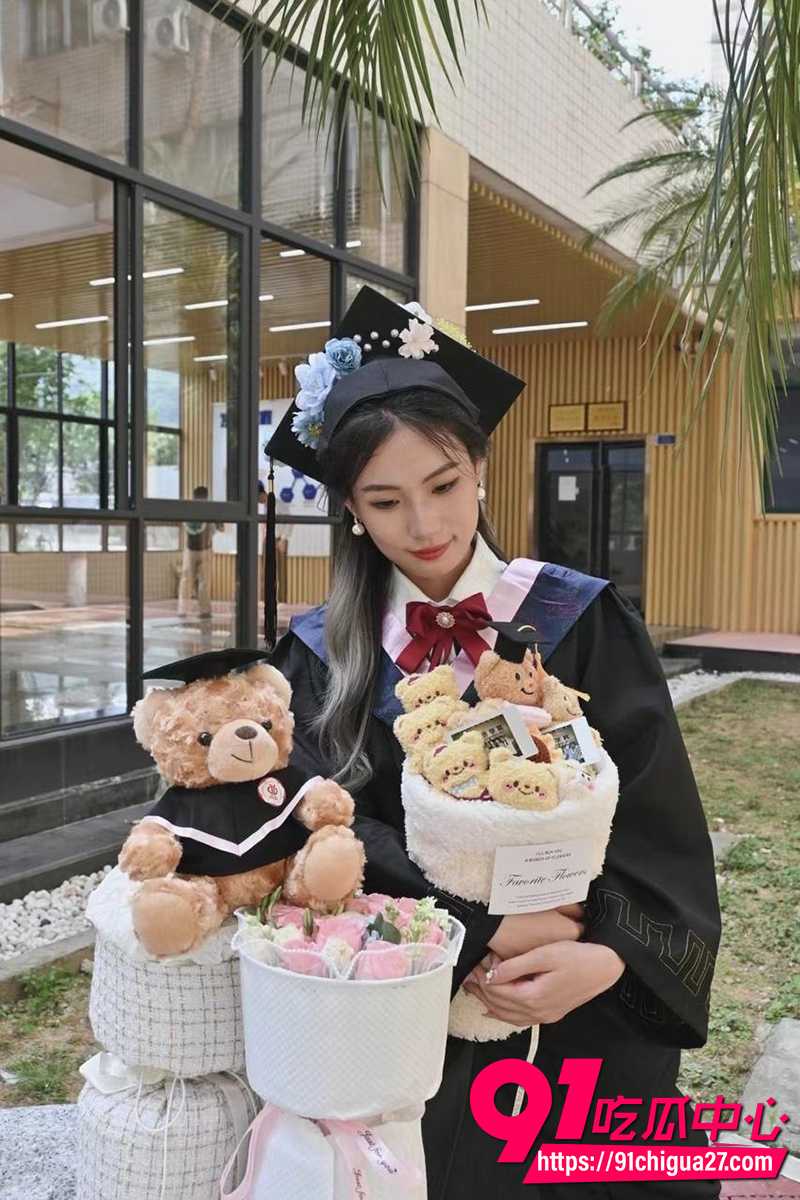 三亚学院校花李晓颖 被爆与富豪酒店开房 露脸无套做爱视频曝光!