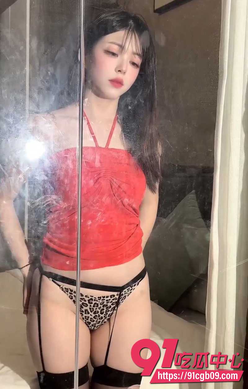 韩国名模tinaislove 大尺度私拍流出 情趣丝袜御姐被炮友狂干 淫荡本性拉满!