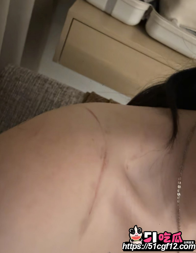 陕西渣男秦俊男恋爱期间出轨022