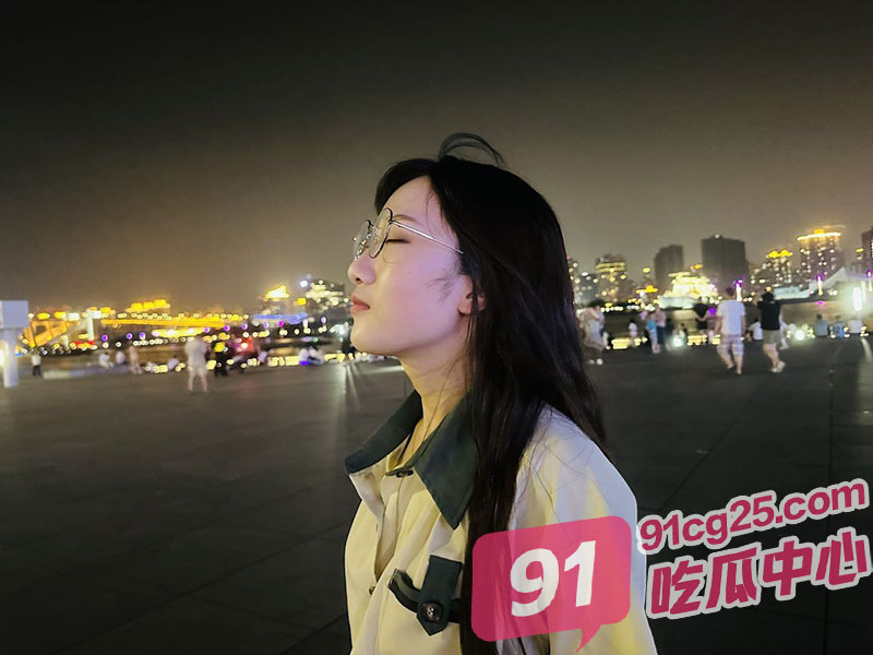 陌陌约炮攻略 三言两语撩到酒店爆操 骚话对白浪到骨子里！ 配图3