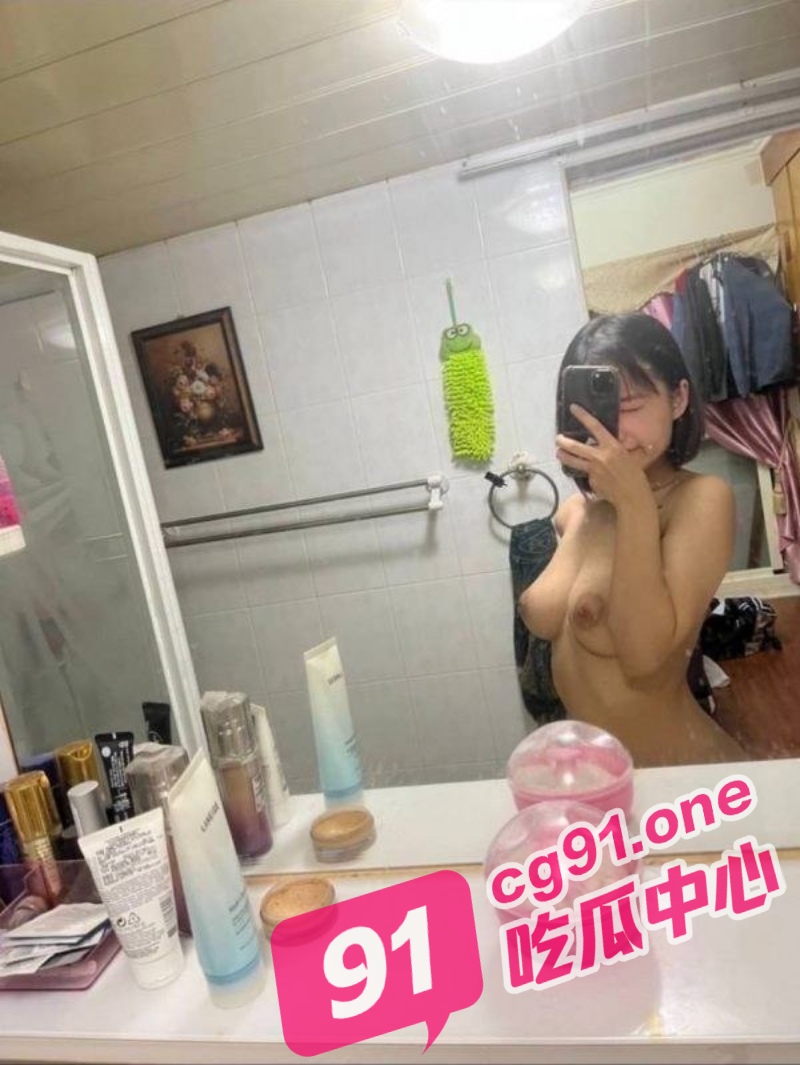 9_W_800px.jpg