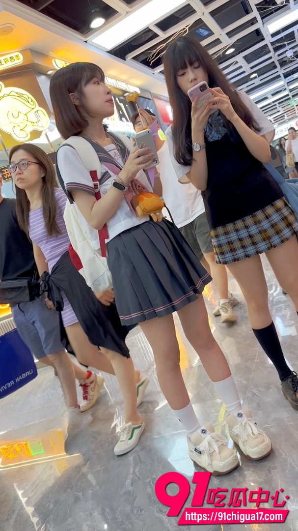 抄底JK水手服学生妹2 抄底JK水手服学生妹2