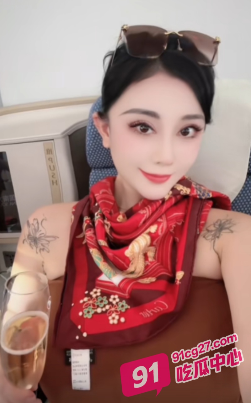 抖音G奶乳神芷仪G宝 因被粉丝骚扰宣布退网 封逼之作错过悔终身！ 配图2