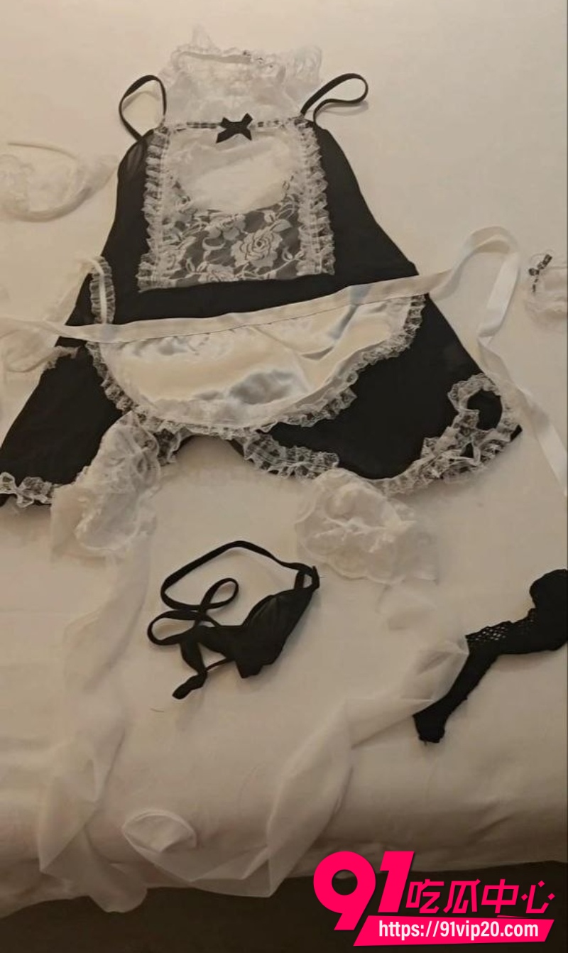 海角社区大姨姐的性福原创 酒店约炮爆操老婆姐姐 女仆情趣装直接干到三次高潮