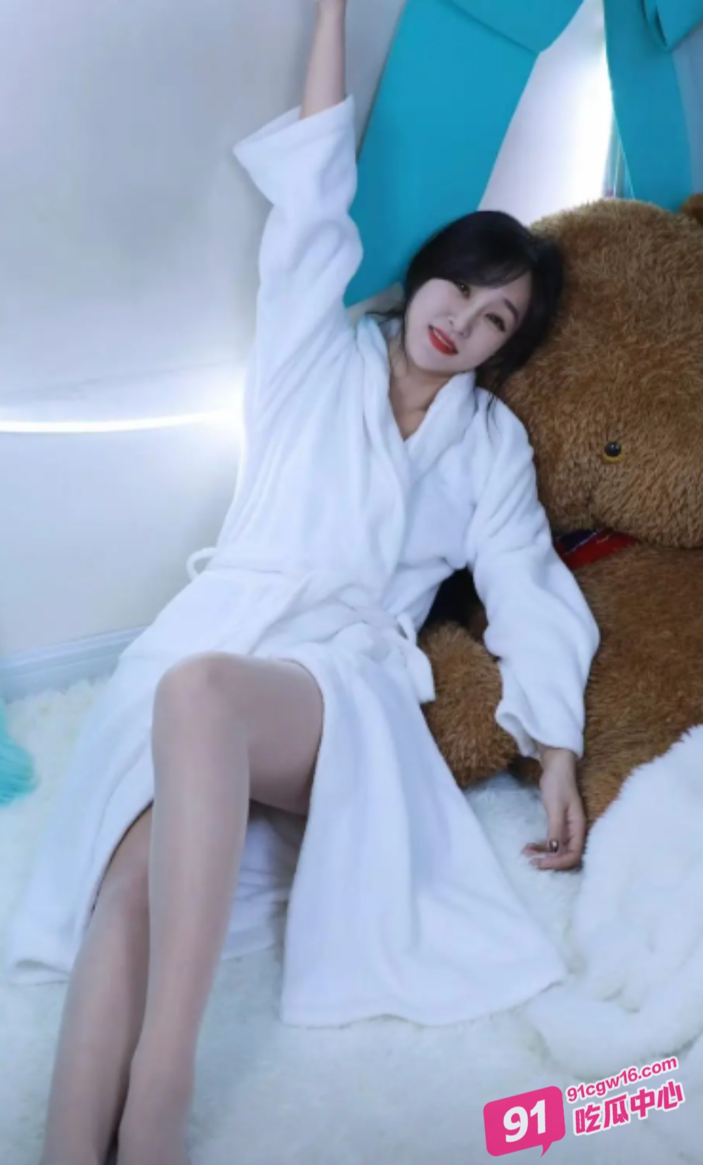 广东单身富婆李欣梅包养洋屌寻欢作乐 肥臀大奶被肏到虚脱 配图3