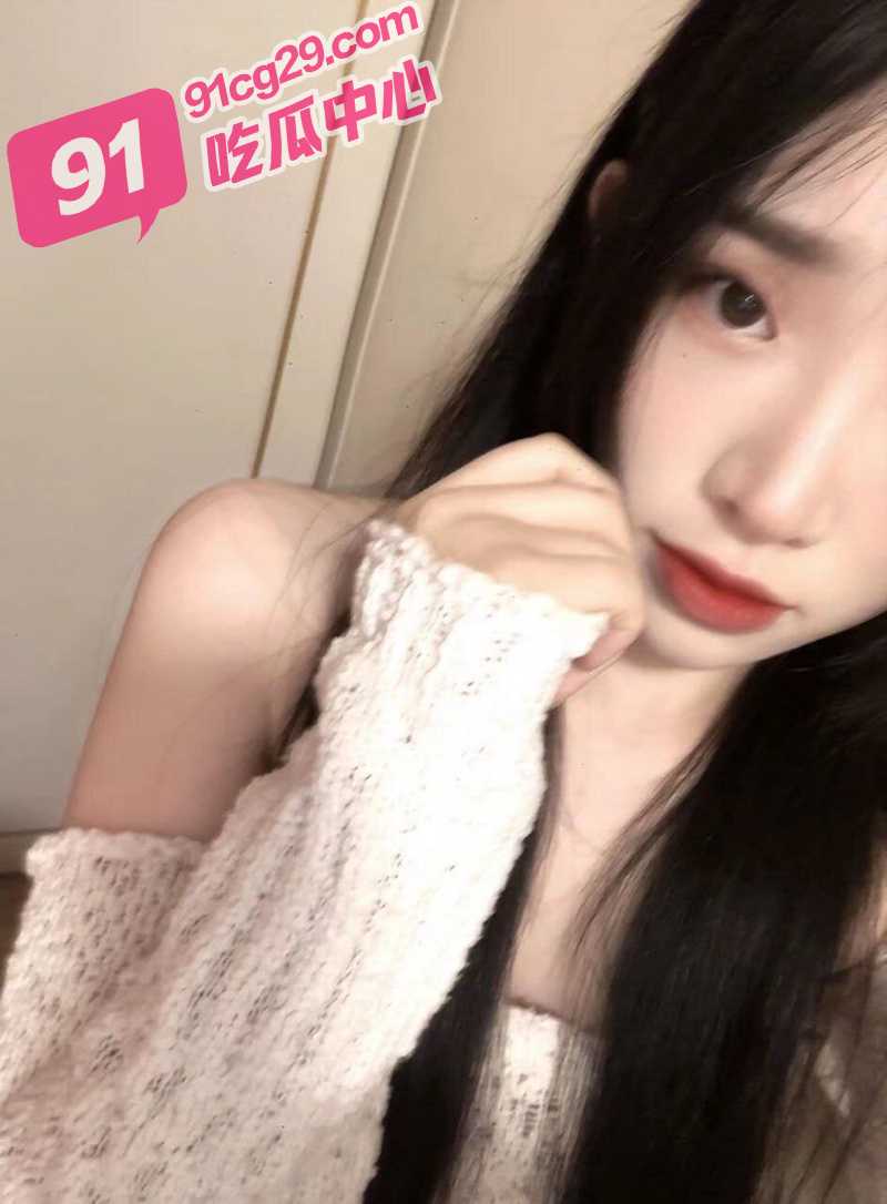 南京清纯女大学生陈怡 分手后被渣男曝光私密性爱视频 床上床下判若两人！