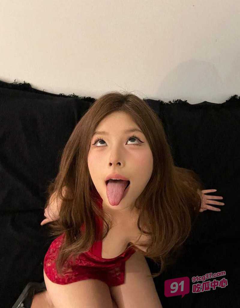 推特名媛床上尽显风骚 大灯粉嫩口技绝佳 曼妙的身材看着真爽！