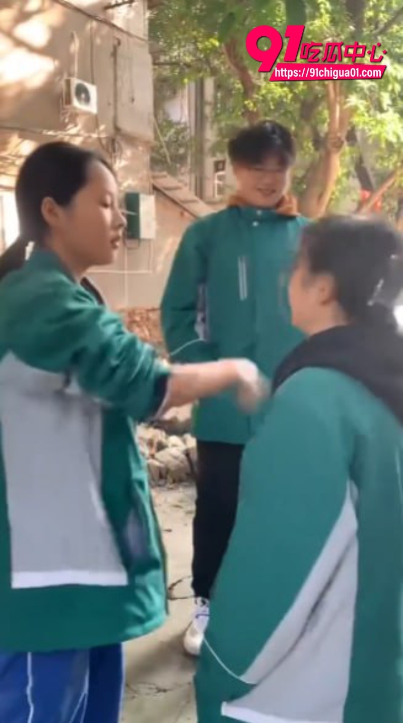 阆中中学女性冲突事件7