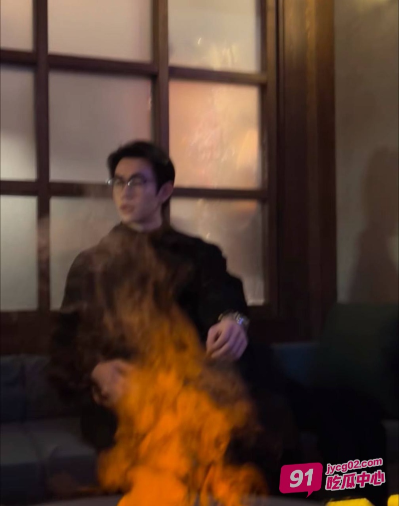 抖音男网红Amant骗炮被曝 超美女主被玩半年等来的是不想恋爱～ 配图22