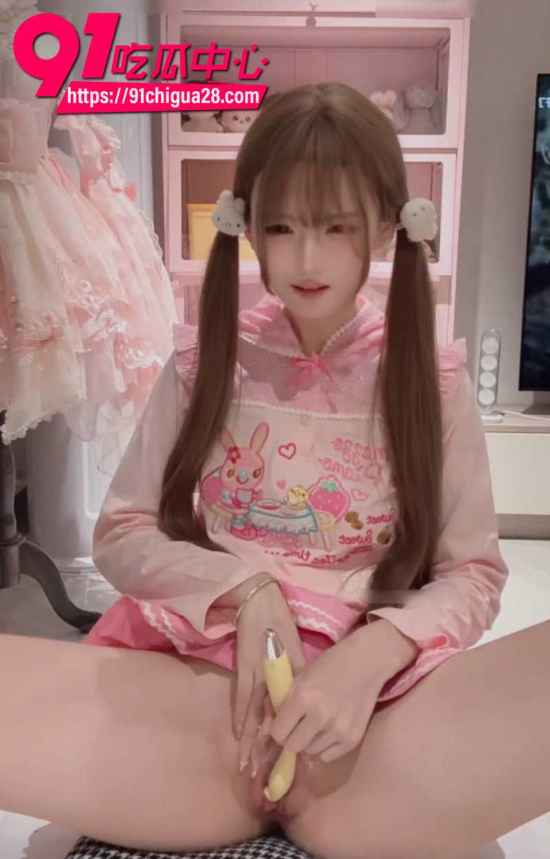 极品小萝莉福季雨粉嫩骚穴高清自慰福利2