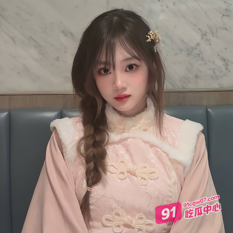河南抖音福利姬 刘可馨 献给金主的自慰视频流出 纯欲少女被按摩棒挑逗至潮吹连连