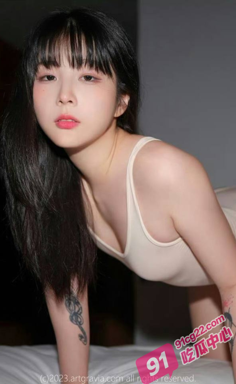 单纯学妹被渣男PUA 小姑凉遭毒手 被扒开裤子竟是白虎！ 配图4
