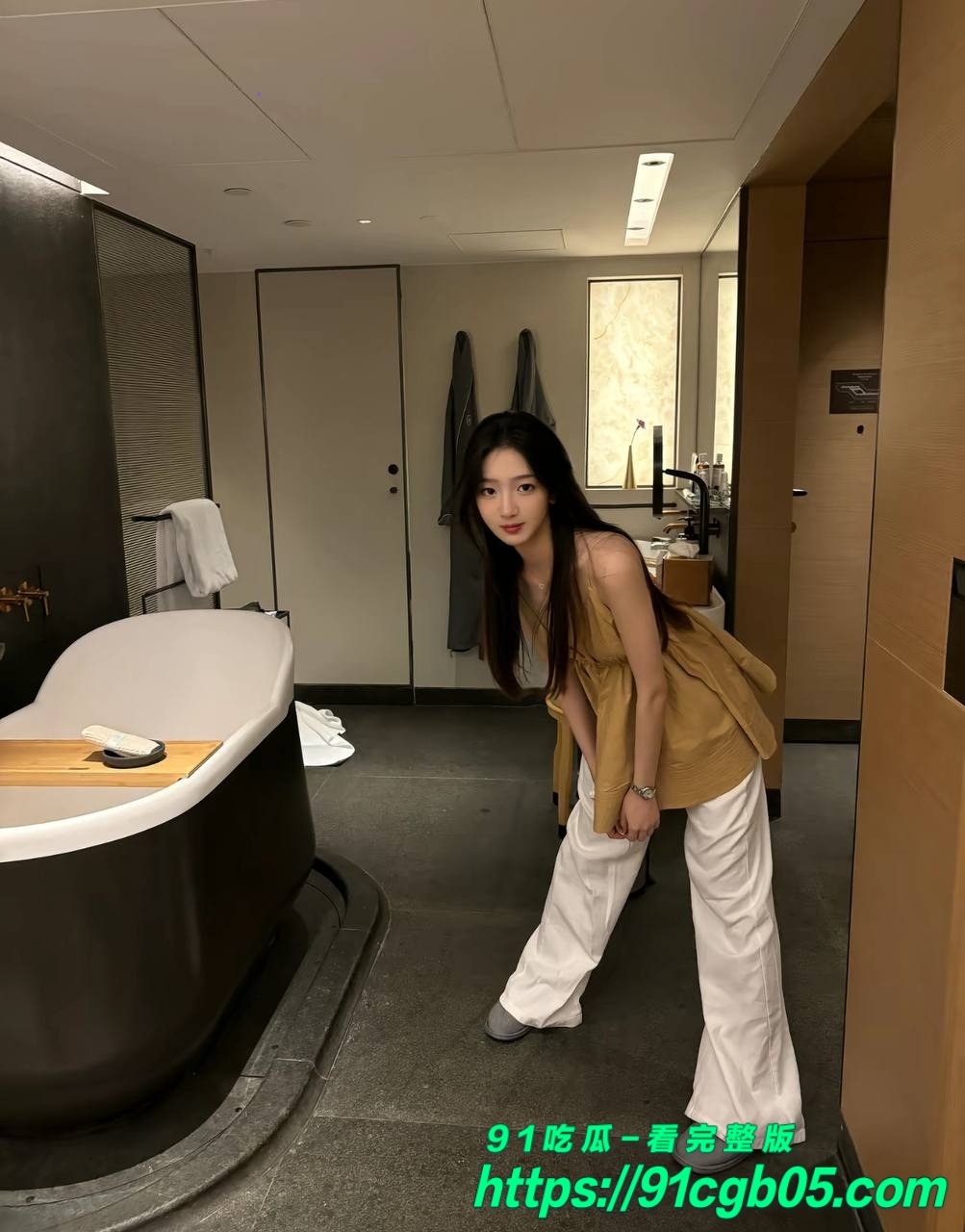 女友李禹熹曝光男演员荣梓杉家暴出轨35