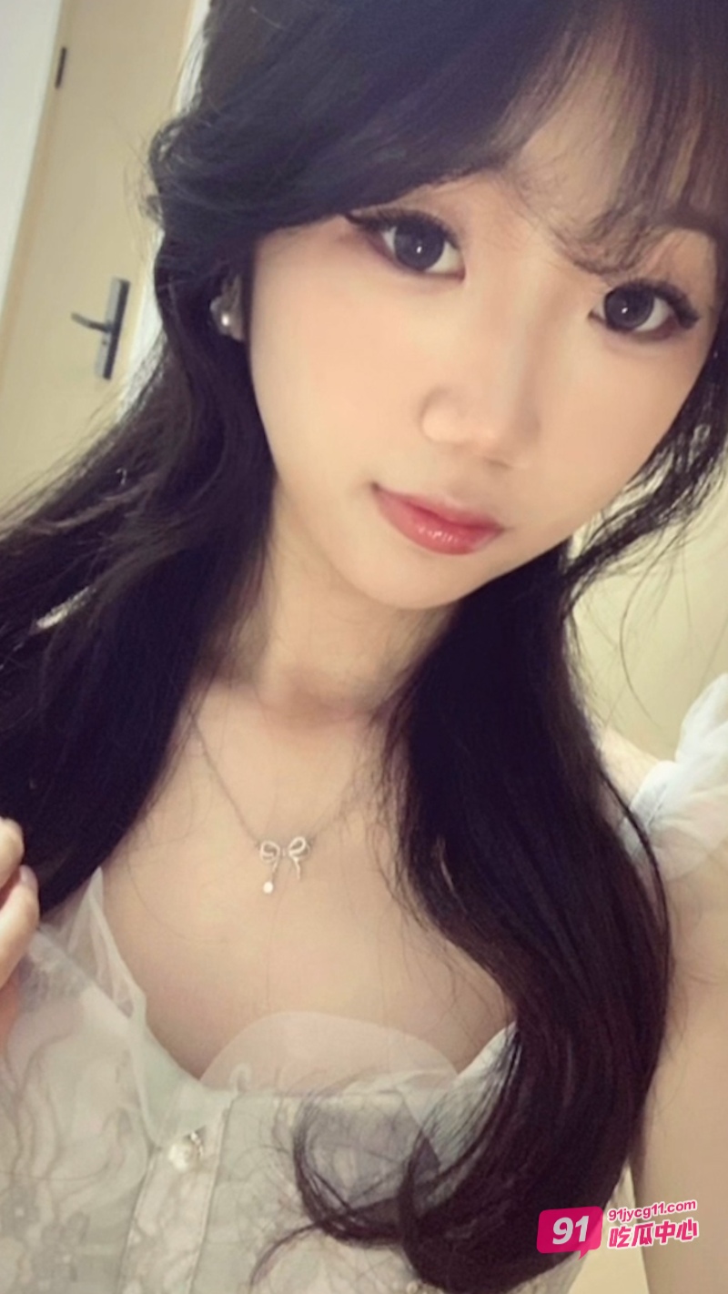 北京学生妹陈幸儿破处实录！首次尝禁果就骚到停不下来！ 配图7