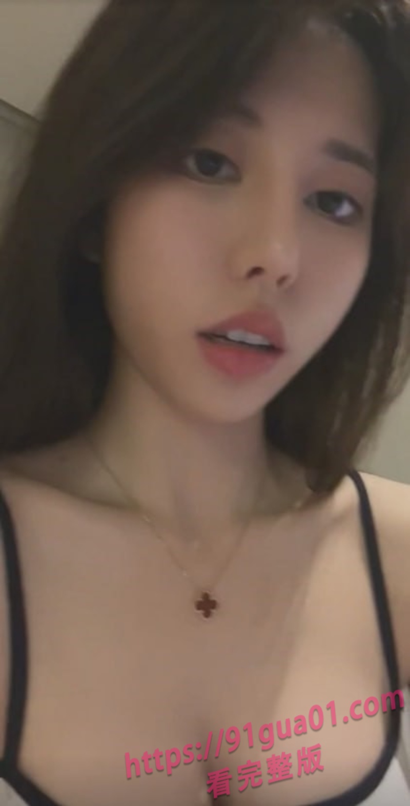 清纯小网红宁宁人设崩塌!旗袍裸聊录屏疯传全网 配图3